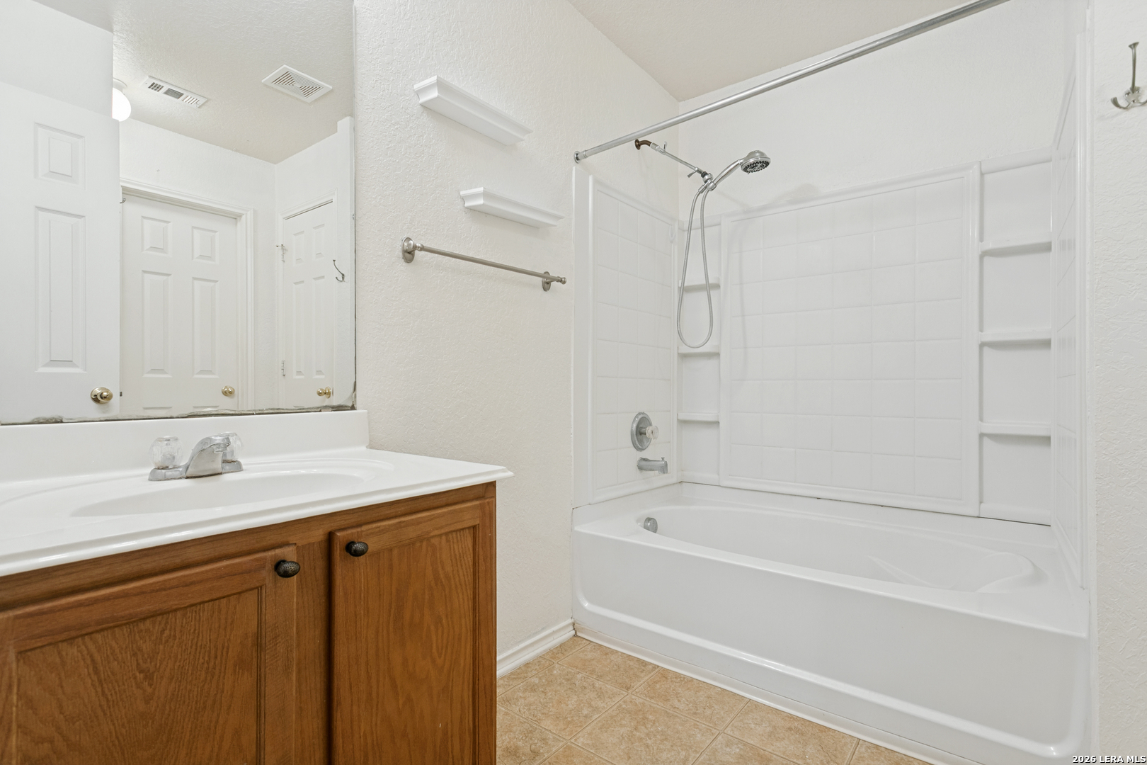 2614 Middleground San Antonio TX 78245