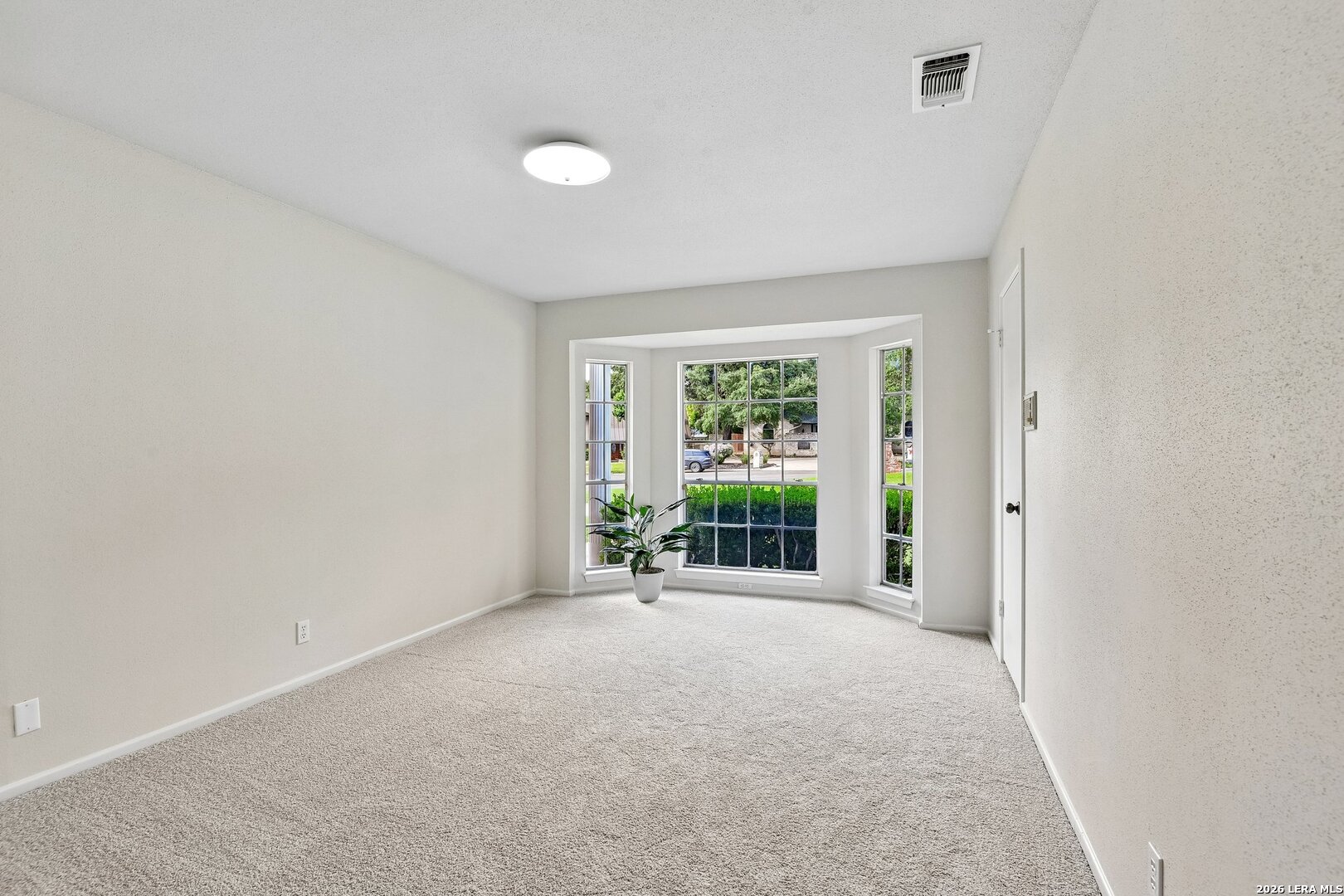 211 Chattington Court Castle Hills TX 78213