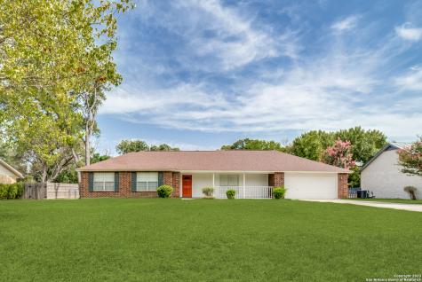 130 Lone Oak Street Seguin TX 78155