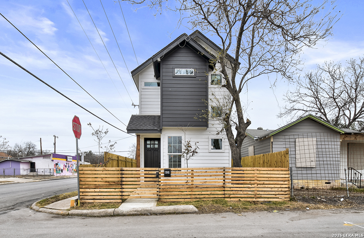 831 Montezuma San Antonio TX 78207