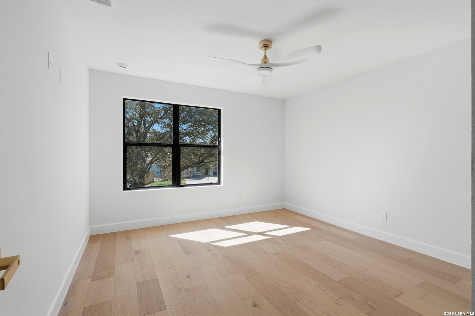 319 E Terra Alta San Antonio TX 78209