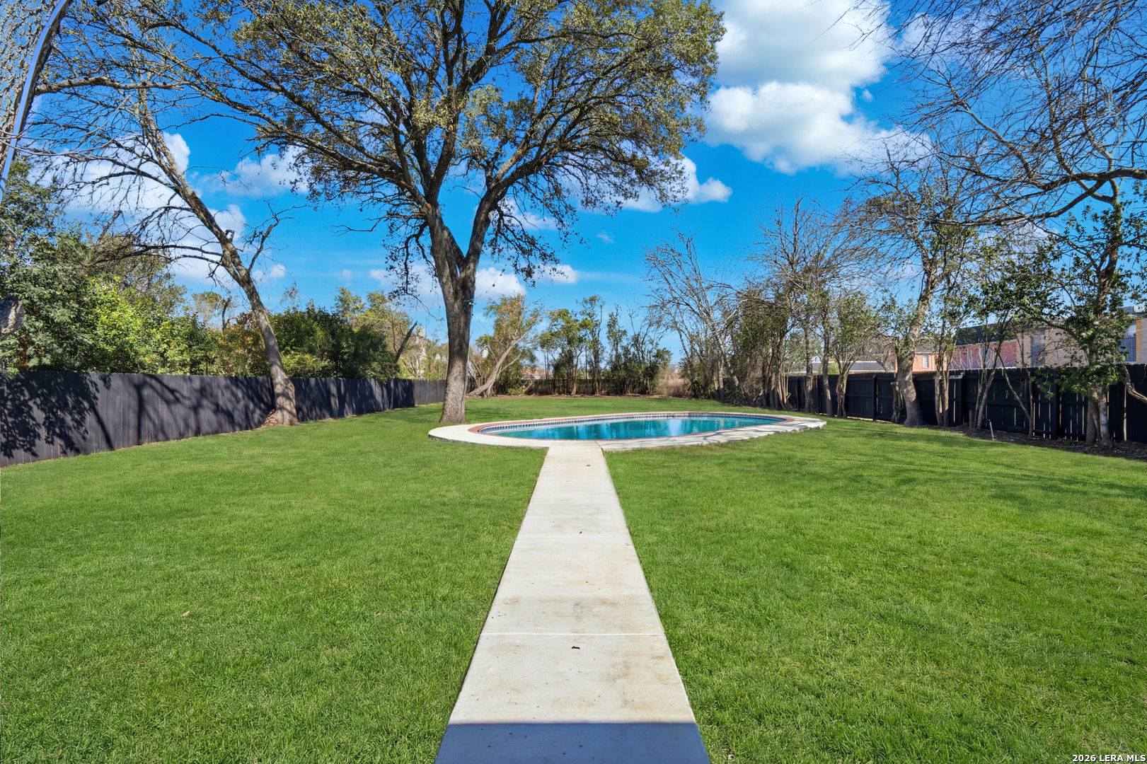 319 E Terra Alta San Antonio TX 78209