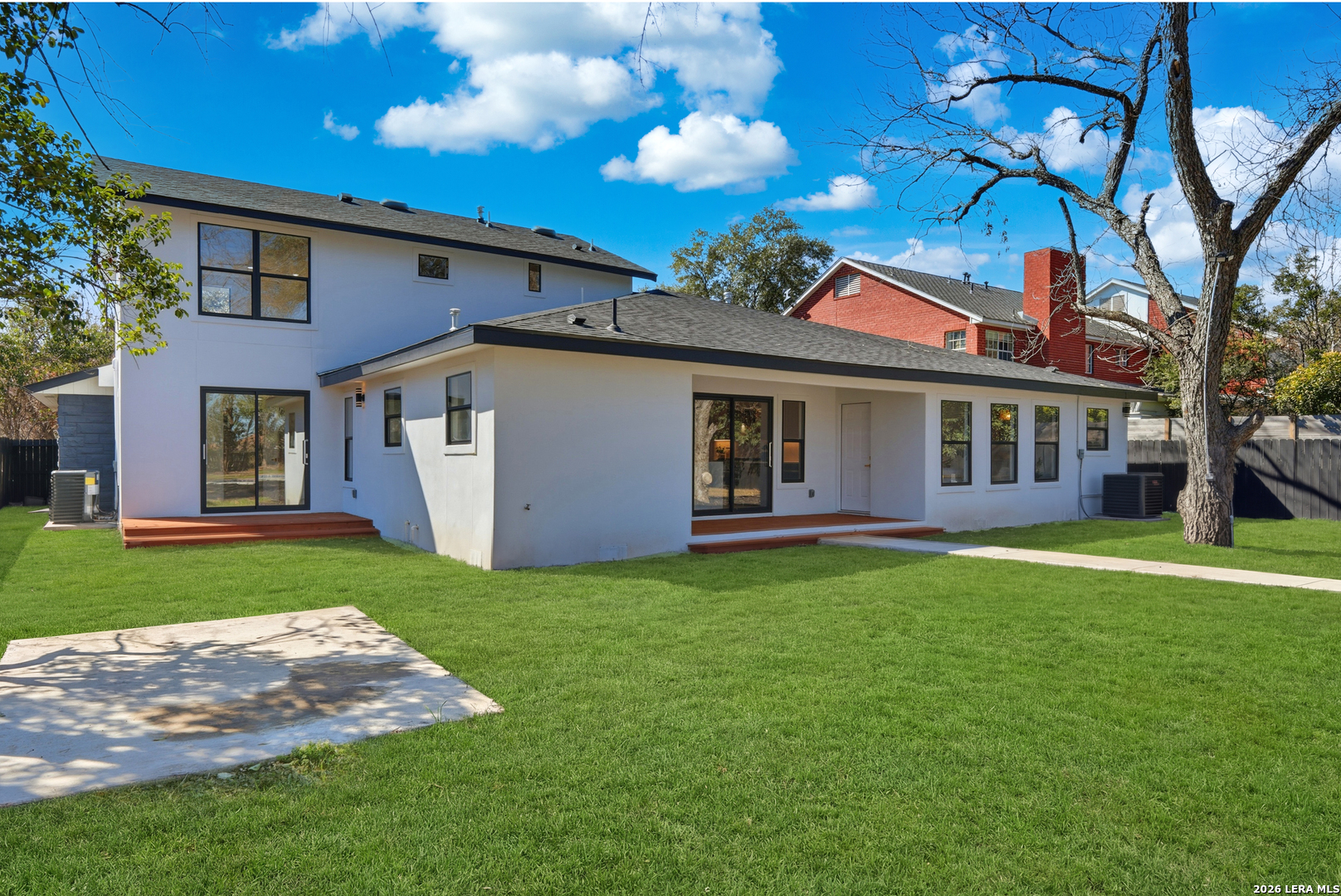 319 E Terra Alta San Antonio TX 78209