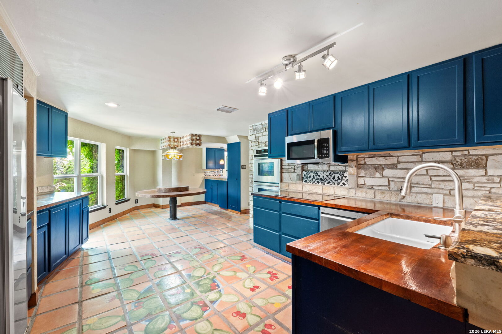 34 J Williams Road Boerne TX 78006