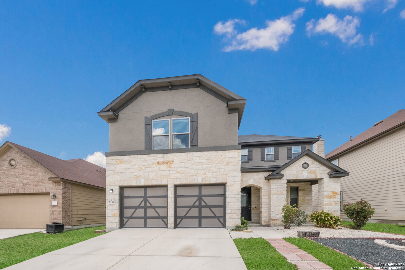 1239 Big Lake San Antonio TX 78245