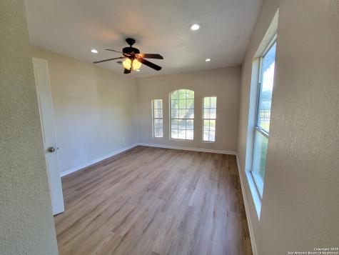 9235 Lasswell San Antonio TX 78211