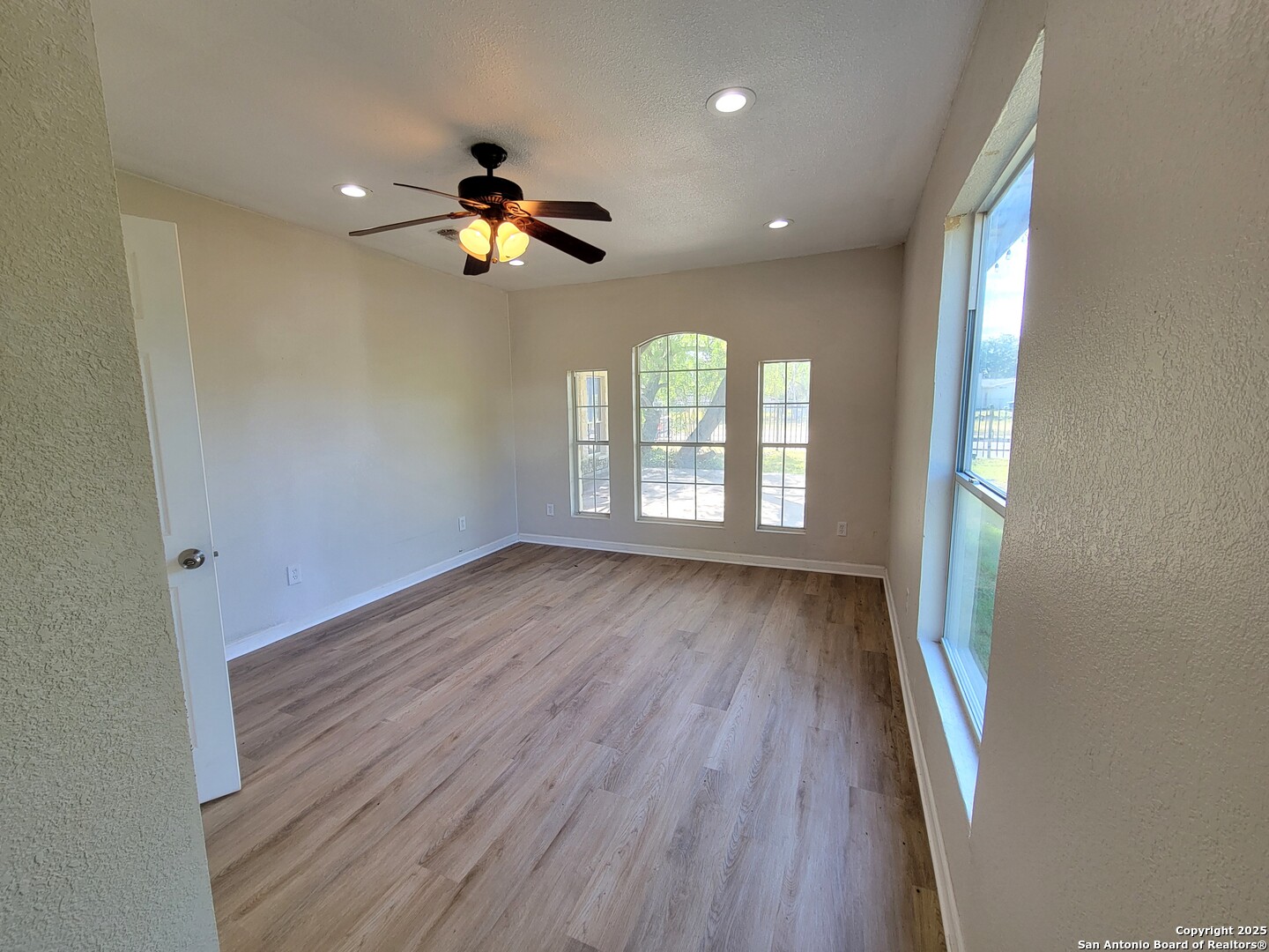 9235 Lasswell San Antonio TX 78211