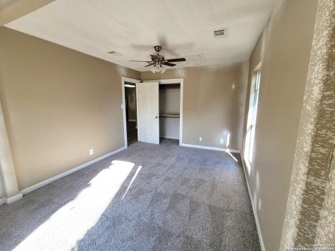 9235 Lasswell San Antonio TX 78211