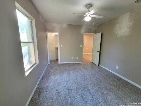 9235 Lasswell San Antonio TX 78211