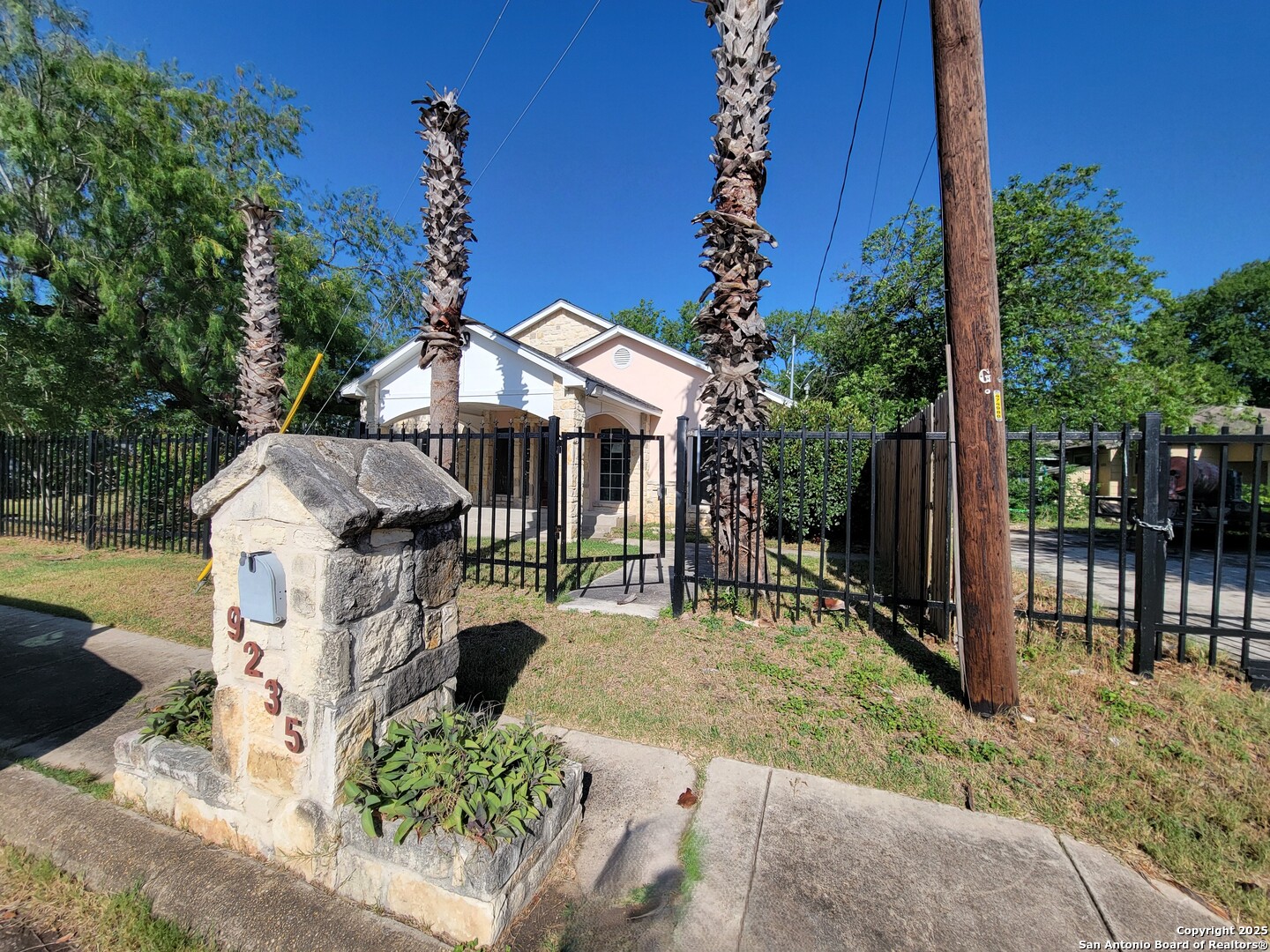 9235 Lasswell San Antonio TX 78211
