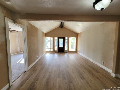 9235 Lasswell San Antonio TX 78211