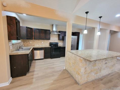 9235 Lasswell San Antonio TX 78211