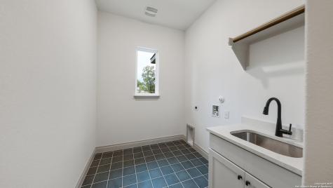 108 Tranquility Trail Spicewood TX 78669