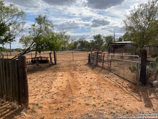326 W Pr 324 Jourdanton TX 78026