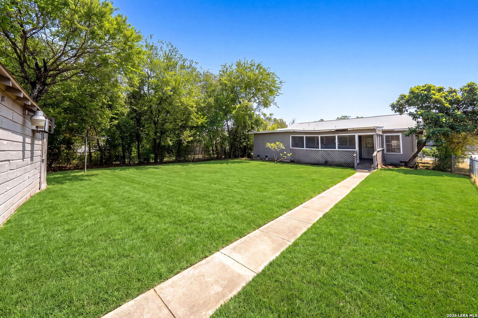 2451 W Huisache Avenue San Antonio TX 78228
