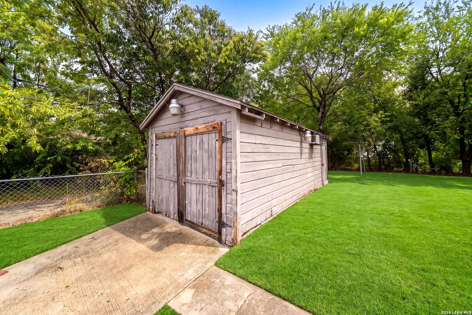 2451 W Huisache Avenue San Antonio TX 78228