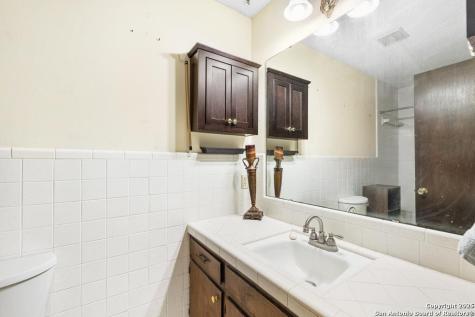 134 Middle Forest Kerrville TX 78028