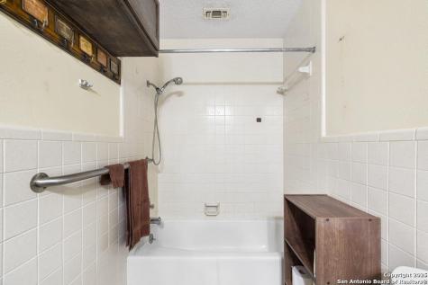 134 Middle Forest Kerrville TX 78028