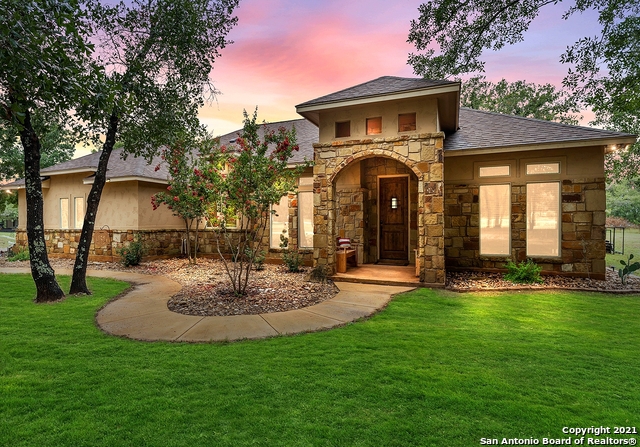 158 County Road 6871 W Natalia TX 78059