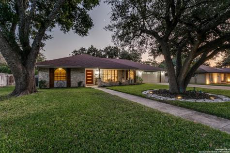 622 Fawndale Lane Windcrest TX 78239