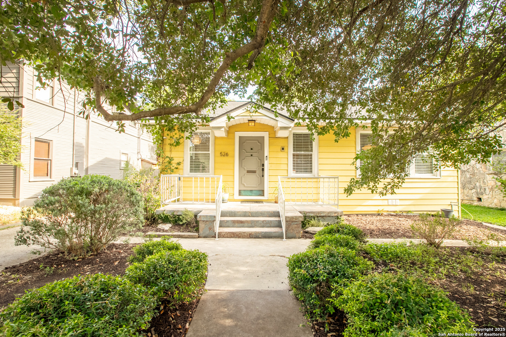 526 W Gramercy Place San Antonio TX 78212