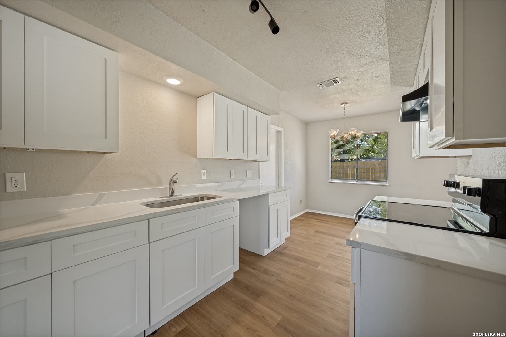 4240 Chestnuthill Drive San Antonio TX 78218