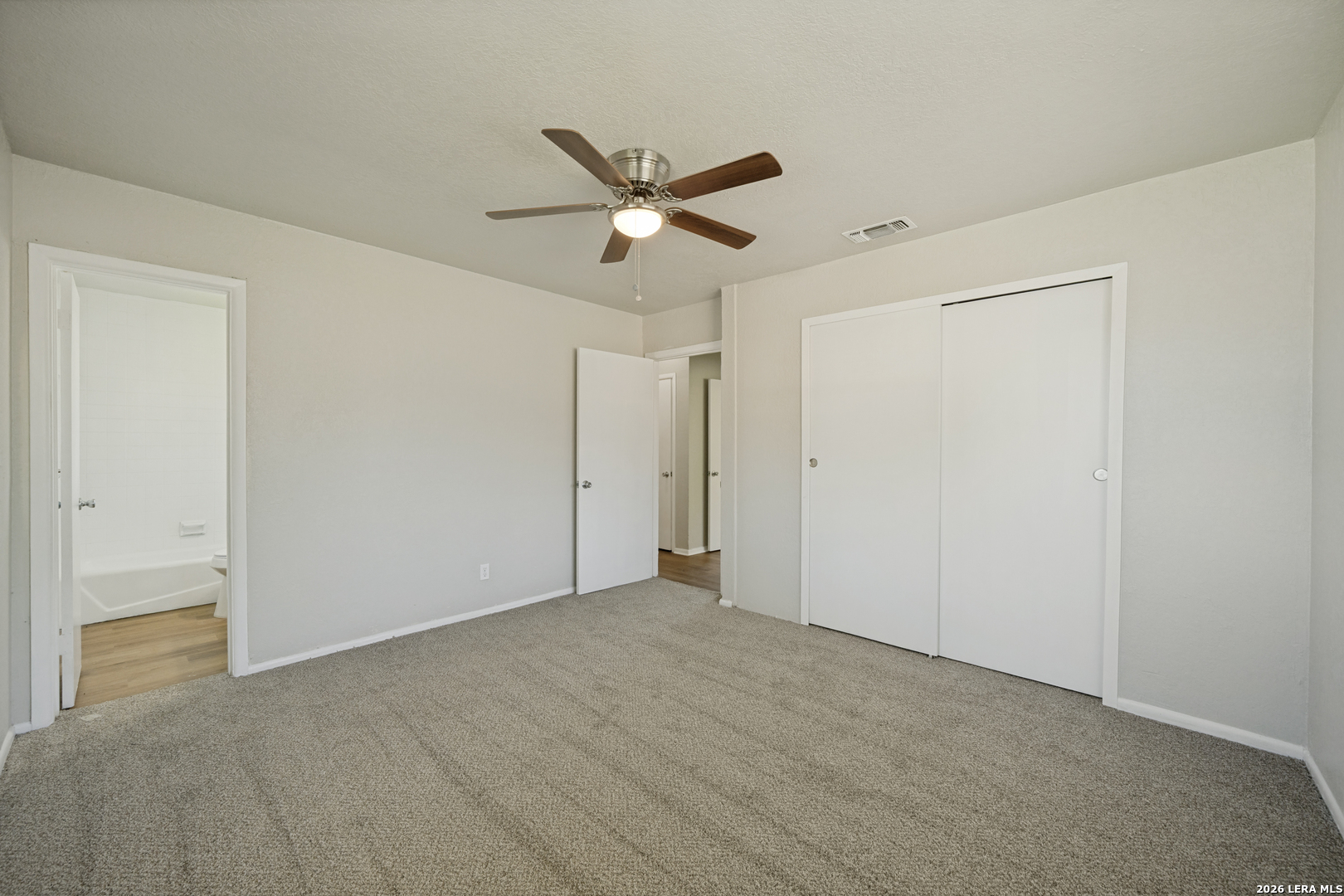4240 Chestnuthill Drive San Antonio TX 78218