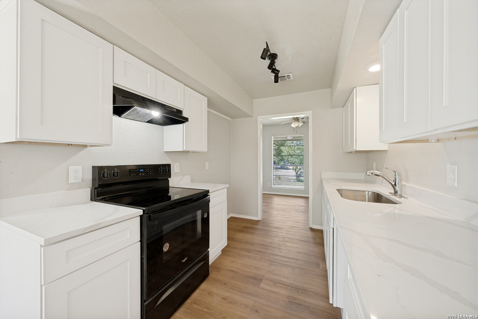 4240 Chestnuthill Drive San Antonio TX 78218