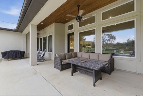 712 Live Oak Ridge Road Bulverde TX 78163
