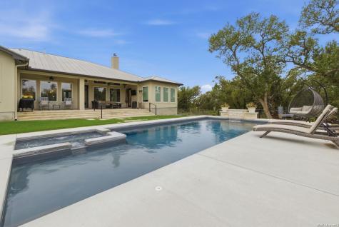 712 Live Oak Ridge Road Bulverde TX 78163