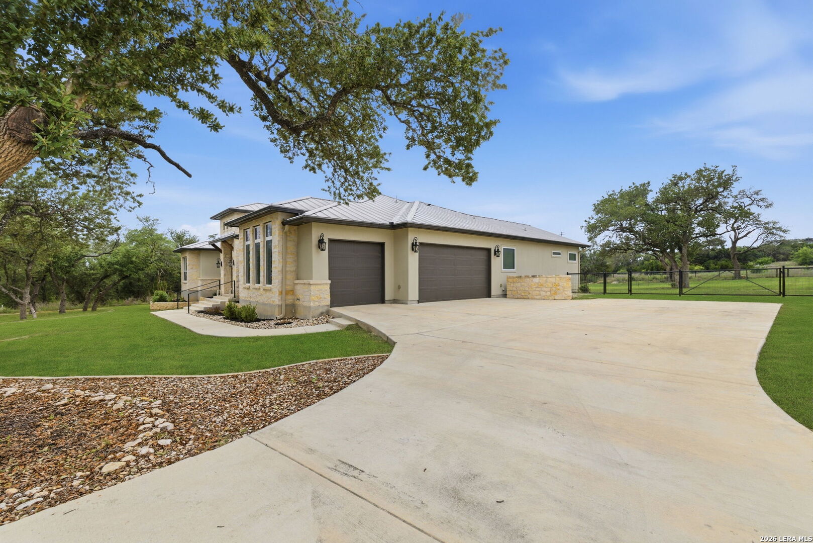 712 Live Oak Ridge Road Bulverde TX 78163
