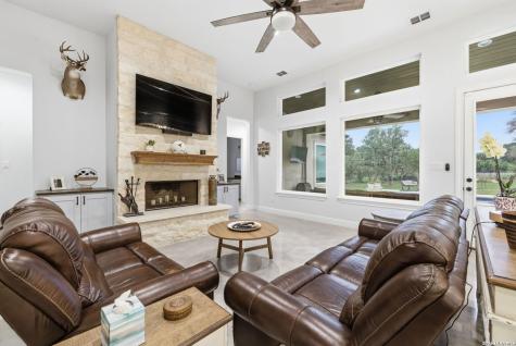 712 Live Oak Ridge Road Bulverde TX 78163