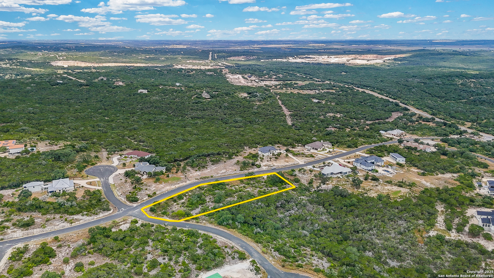 Lot 14 Pr 2771 & Pr 2773 Mico TX 78056