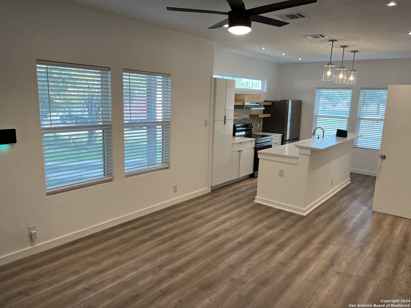 2507 E Commerce Street San Antonio TX 78203