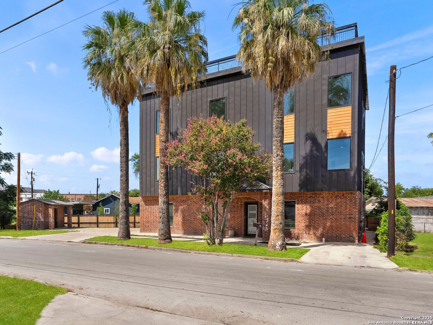 727 E Park Avenue San Antonio TX 78212