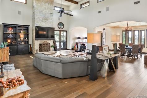 316 Clear Lake New Braunfels TX 78132