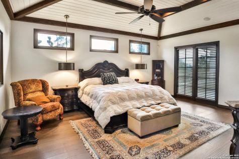 316 Clear Lake New Braunfels TX 78132