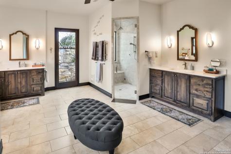 316 Clear Lake New Braunfels TX 78132