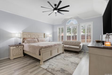 8306 Setting Moon San Antonio TX 78255