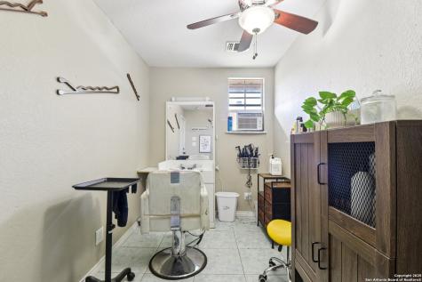 215 & 213 Coughran Pleasanton TX 78064