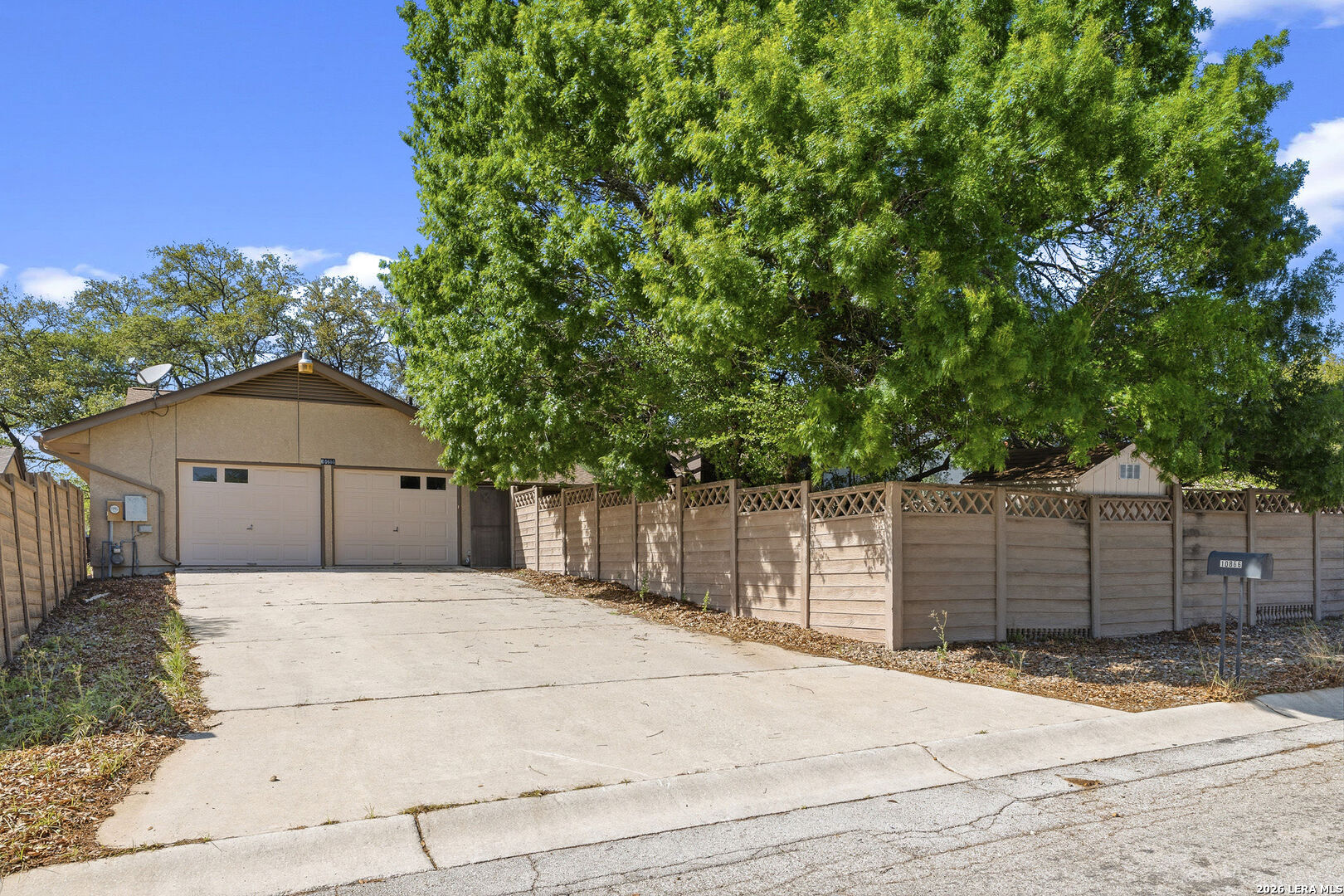 10866 Royal Bluff San Antonio TX 78239