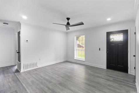 11915 Los Cerros Street San Antonio TX 78233