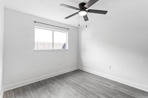 11915 Los Cerros Street San Antonio TX 78233