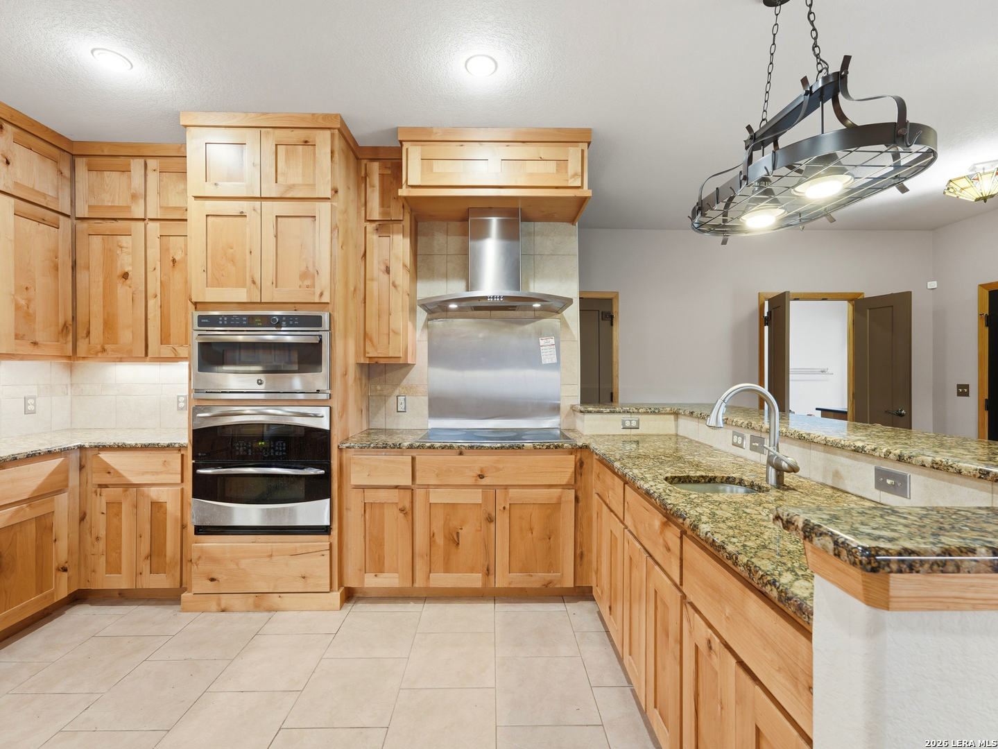 1252 Merlot New Braunfels TX 78132