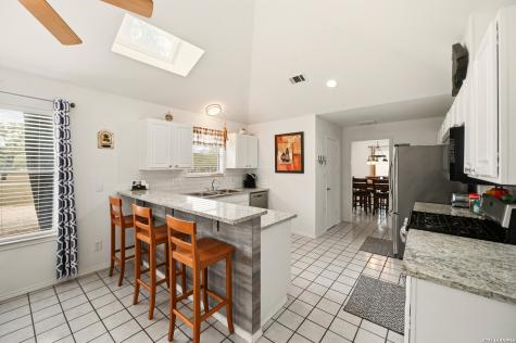 561 County Road 785 Natalia TX 78059