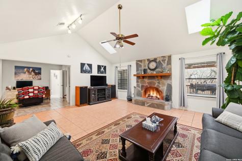 561 County Road 785 Natalia TX 78059
