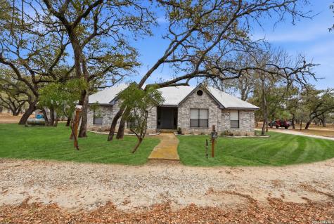 561 County Road 785 Natalia TX 78059