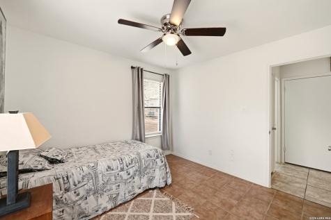561 County Road 785 Natalia TX 78059