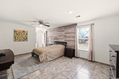 561 County Road 785 Natalia TX 78059