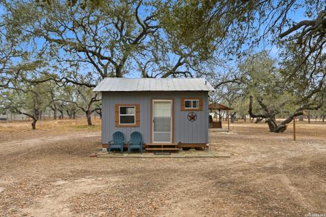 561 County Road 785 Natalia TX 78059
